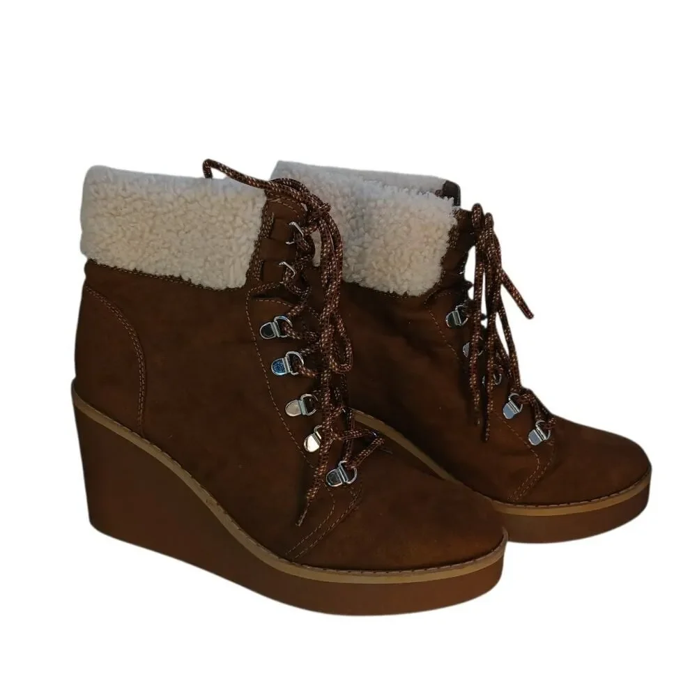 Stylish PORTLAND Womens Brown Faux Suede 3.5